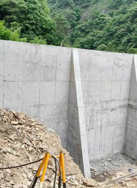 东营东营区重力式挡土墙